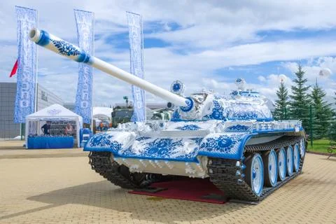 Soviet medium tank T-55 painted on Gzhel close-up Stock Photos