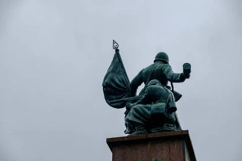  Soviet Memorial Statues Bronze sculpures of red army soldiers at a memori... Stock Photos