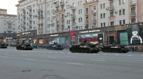 Soviet self-propelled guns SU-100 Stock Footage 49893925