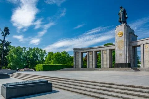 Soviet War Memorial in Tiergarten Stock Photos