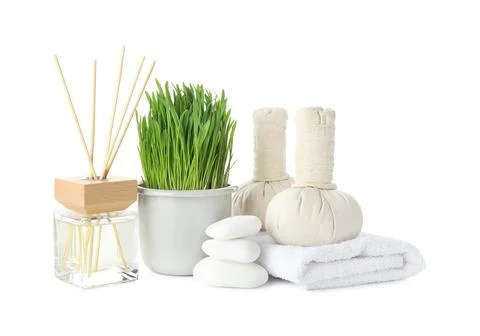 Spa composition with wheatgrass and herbal bags isolated on white Foto stock