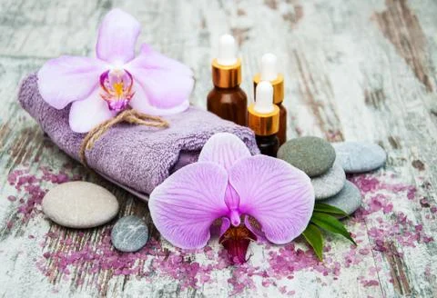 Spa products with orchids Foto stock