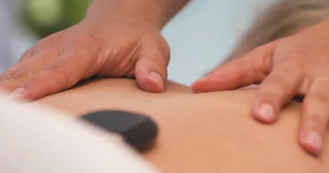 Spa salon, back massage Video stock 211818186