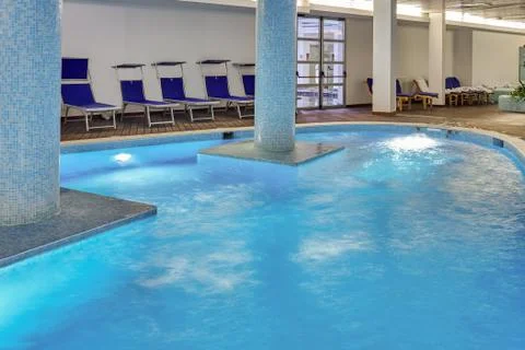 Spa Swimming Pool Фото