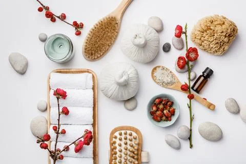 Spa treatment concept, flat lay composition with natural cosmetic products .. Stock Photos