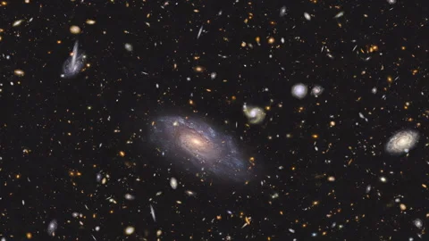Space Journey Tracking Past Deep Field of Galaxies Vidéo 288015006