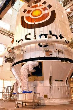 At Space Launch Complex 3 at Vandenberg Air Force Base in California, tech... Stockfoto's