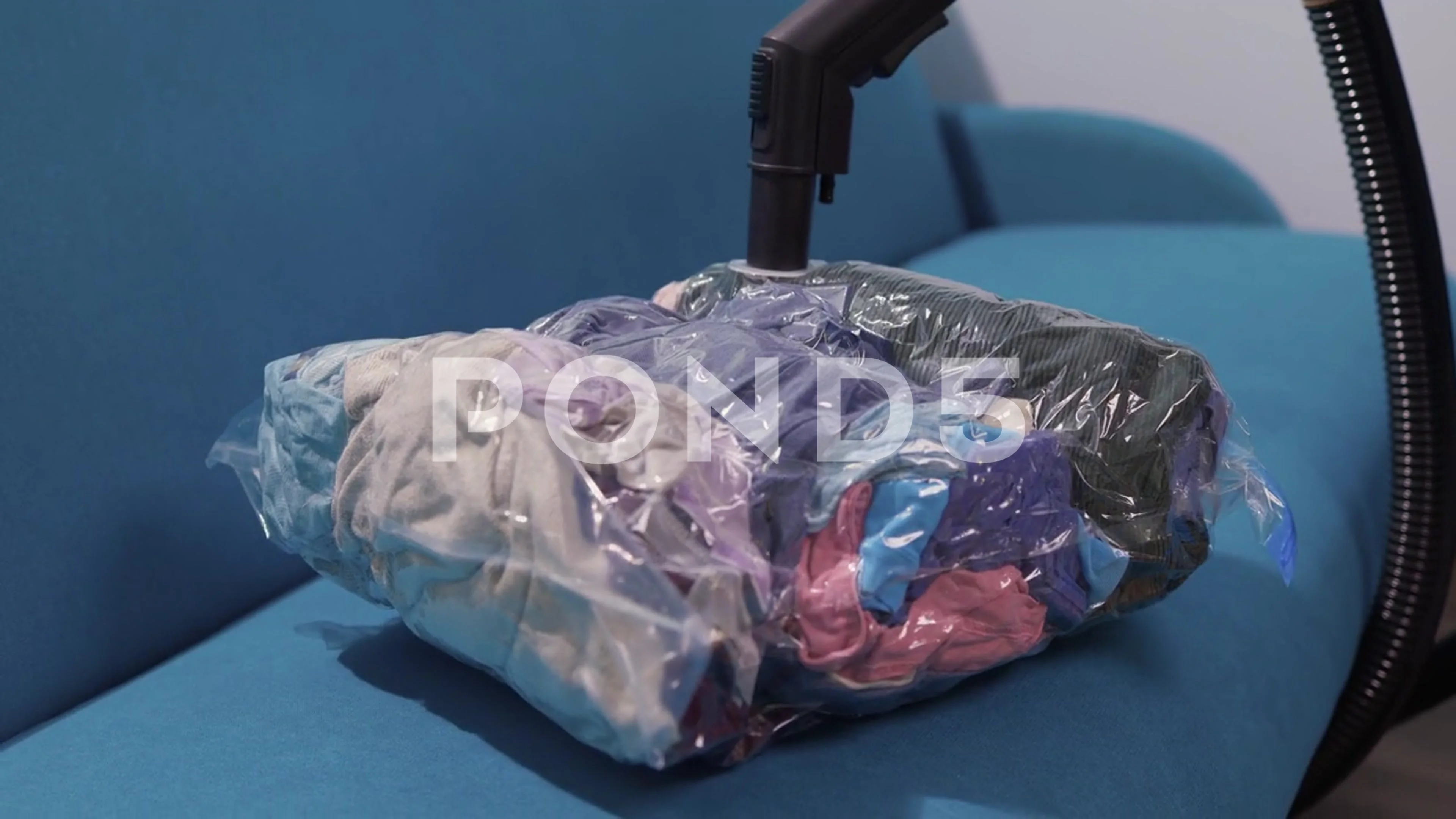 Space Saver Saving Seal Bag Sucking Air Out , Vacuum Clothing