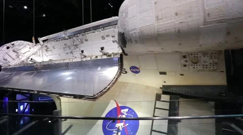 Space Shuttle Atlantis Tour 動画素材 56154857