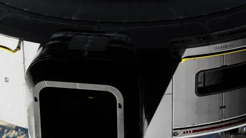 Spacecraft interior shows structure and technology in dark environment Vídeos de archivo 343937602