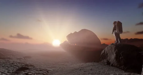 A spaceman watching sunset on Mars planet at Dusty desert Stock-Footage 145496652