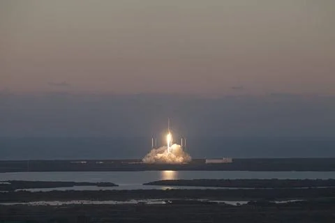 The SpaceX Falcon 9 rocket clears the tower at Space Launch Complex 40 at ... Stock Photos