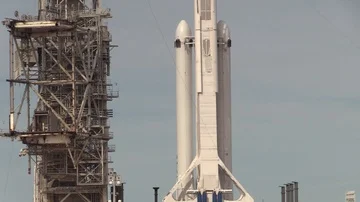 SpaceX Falcon Heavy Rocket Stockbeeldmateriaal 85493744