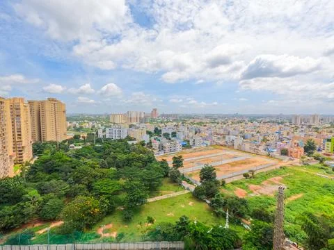 Spacious Empty 3BHK Apartment Interior with Natural Light and Modern Layout Stock Photos