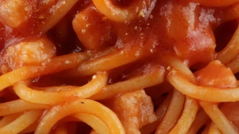 Spaghetti all'amatriciana Stock Footage 95876138