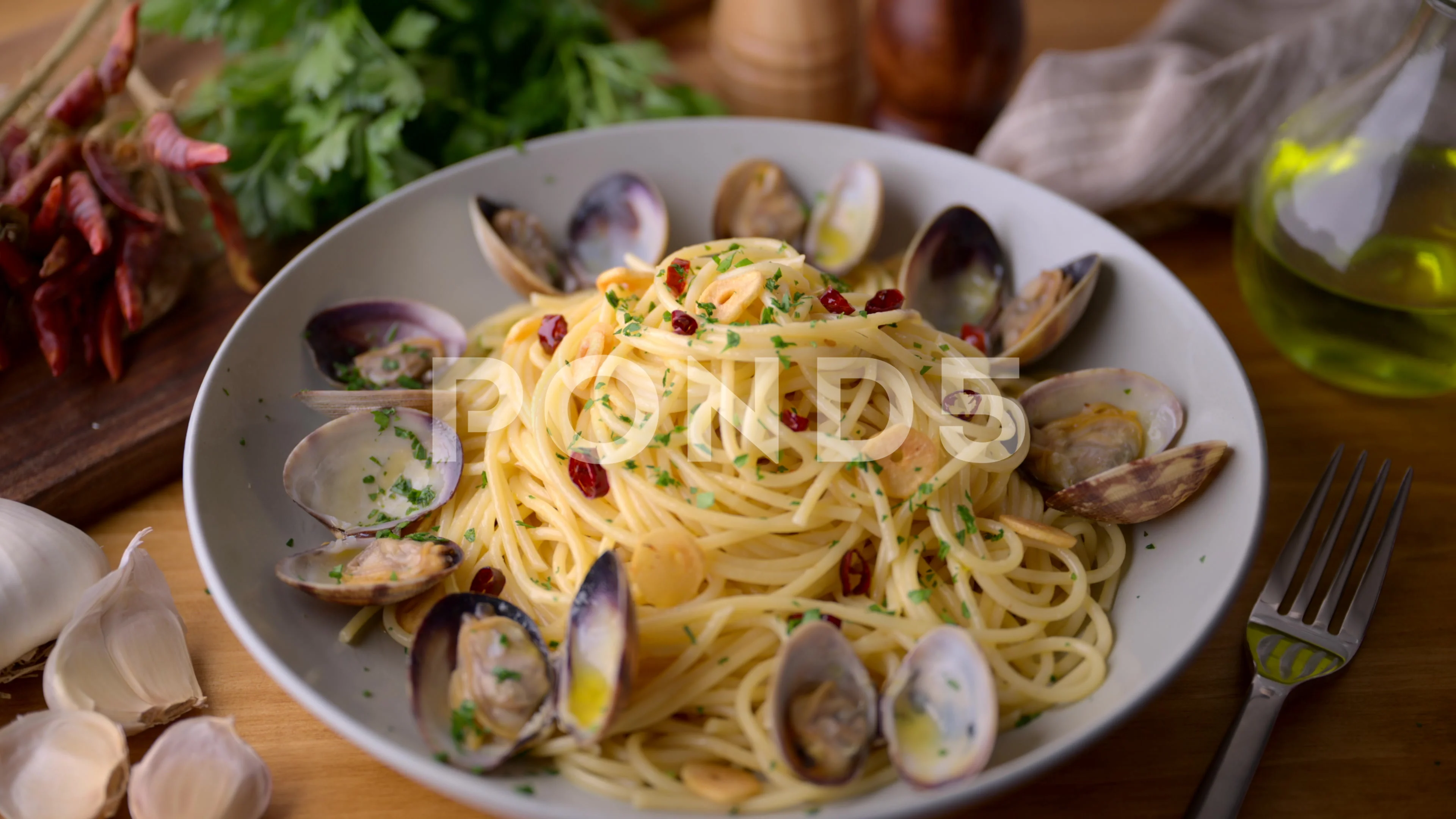 Spaghetti Alle Vongole in Bianco Recipe