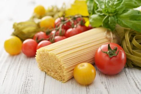Spaghetti and tomato Stock Photos