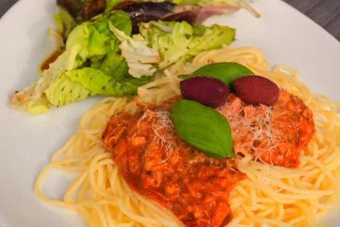 Spaghetti Bolognese with basil leaf 스톡 사진