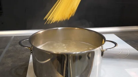 Spaghetti Bolognese Stock Footage 111400825