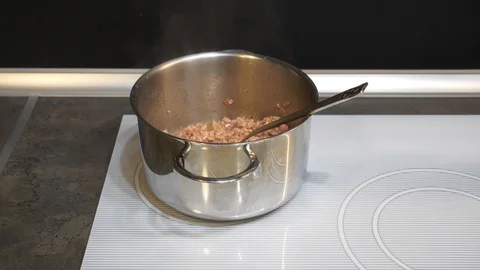 Spaghetti Bolognese Stock Footage 111400907