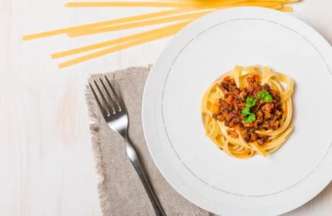 Spaghetti Bolognese on white plate Foto stock