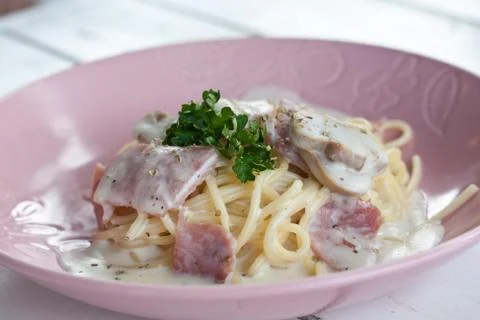 Spaghetti carbonara. Foto stock