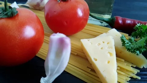 Spaghetti, drops garlic slow-motion shot Stock Footage 88632894