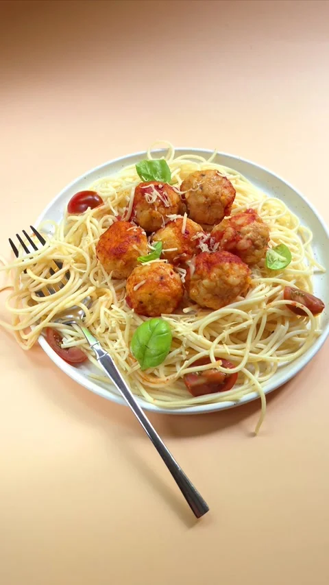 Spaghetti with meatballs in tomato sauce Stock Footage 307759614