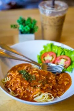 Spaghetti with minced beef tomato Fotos Stock