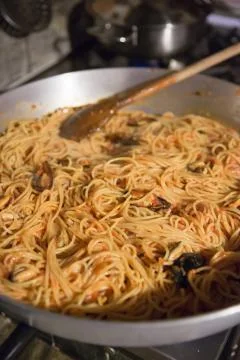 Spaghetti in the pan Stock Photos