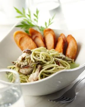 Spaghetti pesto Stock Photos