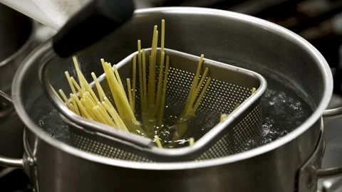 Spaghetti in the restaurant kettle Stock Footage 329321309