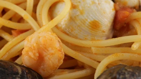 Spaghetti with seafood Stock Footage 95876166