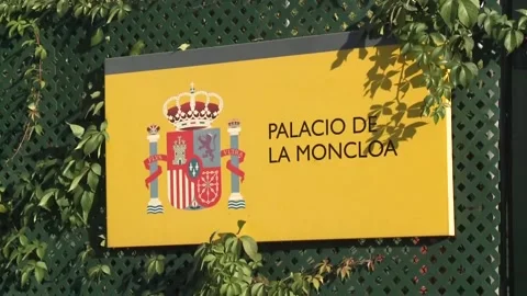 Spain: Spanish PM unveils second aid package for flood-stricken Valencia Stock Footage 291891595