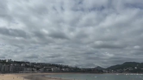 Spain's Basque Country set for mostly clear skies, stable temperatures, San Seba Stock-Footage 345234382