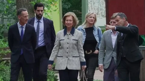 Spain's former queen Sofia visits Madrid Zoo Aquarium, Madrid, ES - 08 Jun 2023 Stock Footage 243280958