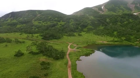 The span of the camera and turn on the lake Stock Footage 72607253