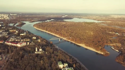 Span on a copter over a river and park in the city of Gomel. Belarus Video stock 125700016