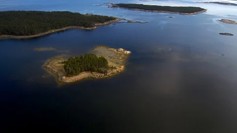 The span of the drone over the islands in the White Sea. Northern landscape. Stock-Footage 104577519