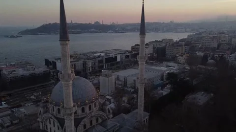 A span of over a mosque between two minarets in Istanbul. View of the sea Stock Footage 148151353