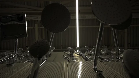 Span under many different shower frames from bottom to top 스톡 동영상 115984926