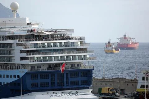 Spanish government bars cruise ships from docking at Spanish ports, Santa Cruz D Stock Photos