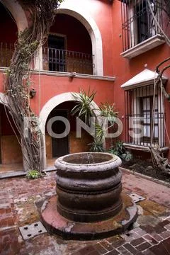 Spanish style courtyard well morelia mexico Stock Photos
