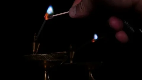 Sparkler burns in the dark 스톡 동영상 80327191