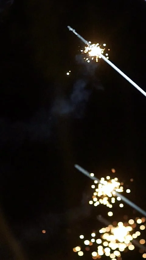 Sparklers explode during the evening celebration Video stock 333260809