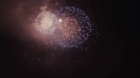 Sparkling Firework explosions Vídeo Stock 110713194