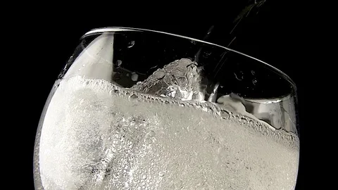 Sparkling ice drink Stockbeeldmateriaal 77992338