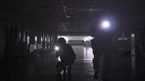 Special Forces in training.  Shoot the target. Special Unit. Counter-terrorists. Vídeos de archivo 239358940