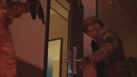 Special Forces With Weapons Attack. Military Group Of Soldiers Entering Building Video stock 141881591