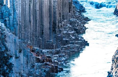 Spectacular basaltic columns and river in Iceland Stock-Fotos